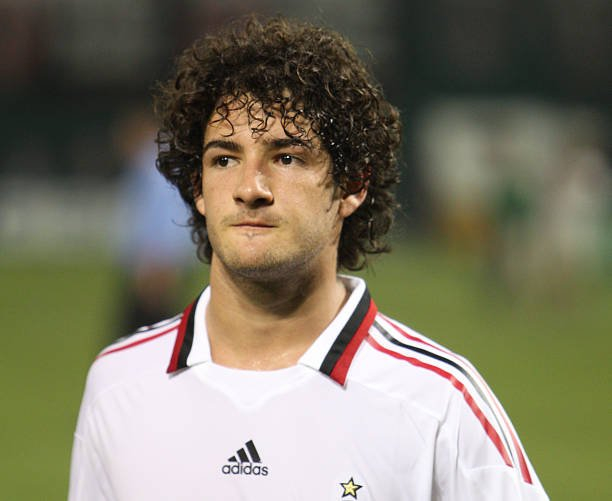 斗球体育入口-米兰老照片回顾帕托职业生涯|AC米兰|吉列尔梅-帕托|阿迪达斯|ac米兰_新浪体育_新浪新闻